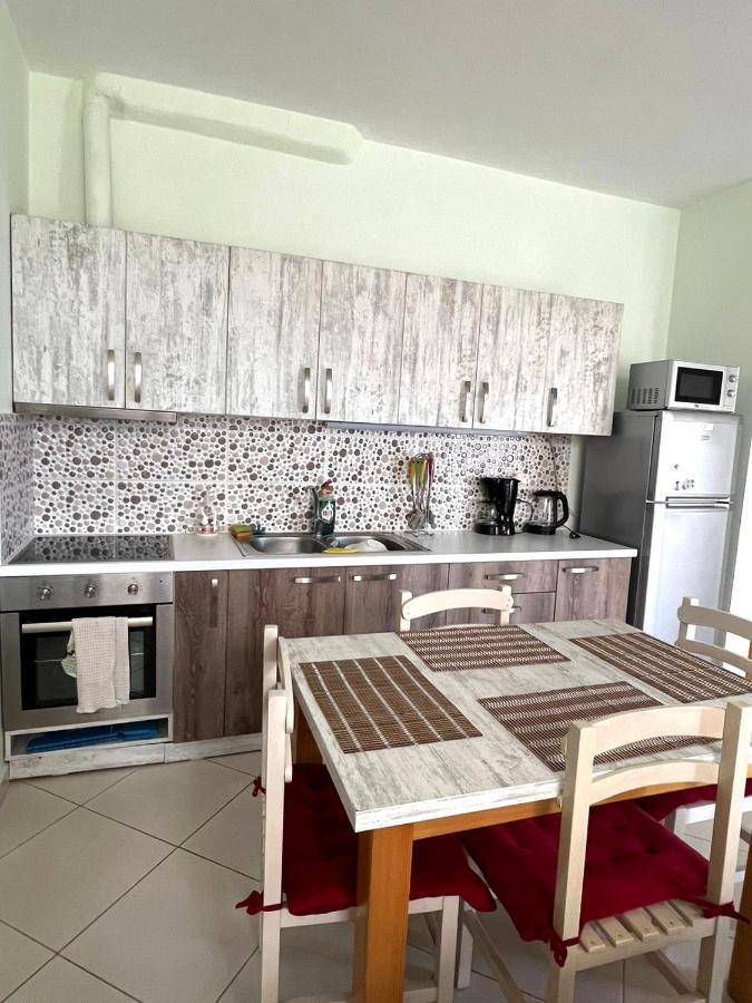 Melina Apartments Sarandë Exterior foto